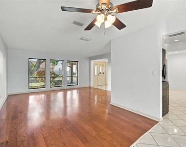 10843 Harborside Drive - Photo Thumbnail 13