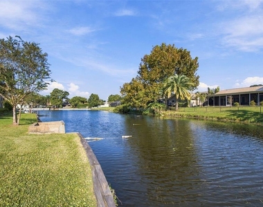 10843 Harborside Drive - Photo Thumbnail 64
