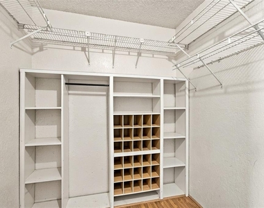 10843 Harborside Drive - Photo Thumbnail 34