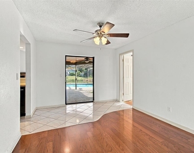 10843 Harborside Drive - Photo Thumbnail 11