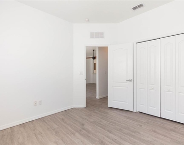 12808 Turnstone Court - Photo Thumbnail 24
