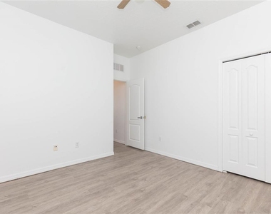 12808 Turnstone Court - Photo Thumbnail 20