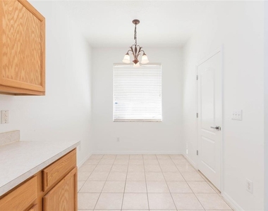 12808 Turnstone Court - Photo Thumbnail 13