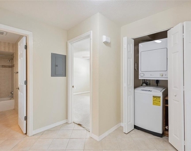 6150 Gulfport Boulevard S - Photo Thumbnail 14