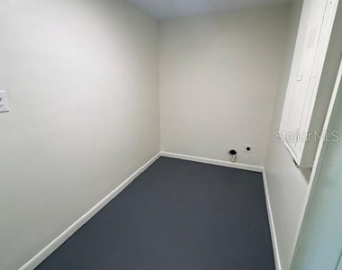 10369 106th Terrace - Photo Thumbnail 15
