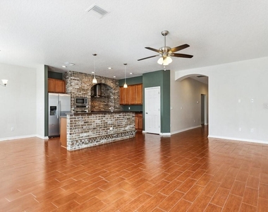 1209 Wild Daisy Drive - Photo Thumbnail 8