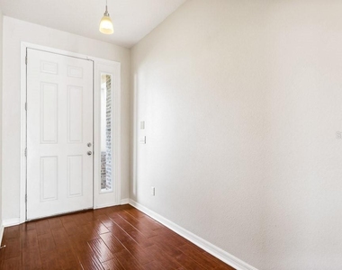 1209 Wild Daisy Drive - Photo Thumbnail 6