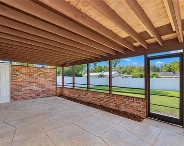 26720 Hickory Loop - Photo Thumbnail 4