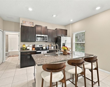 4520 Tuscan Loon Drive - Photo Thumbnail 15