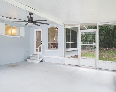 502 N Lincoln Avenue - Photo Thumbnail 36