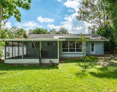 502 N Lincoln Avenue - Photo Thumbnail 40