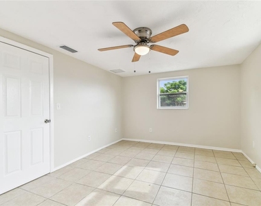 4541 Daphne Street - Photo Thumbnail 23