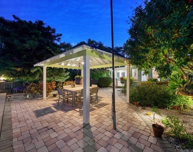 2605 Pass A Grille Way - Photo Thumbnail 24