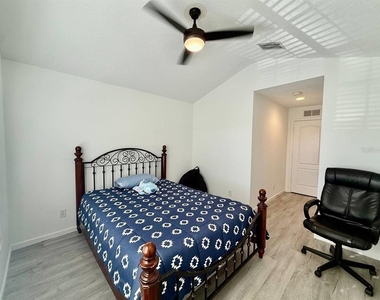 8570 Sandy Beach Street - Photo Thumbnail 25