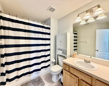 8570 Sandy Beach Street - Photo Thumbnail 27