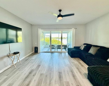8570 Sandy Beach Street - Photo Thumbnail 9