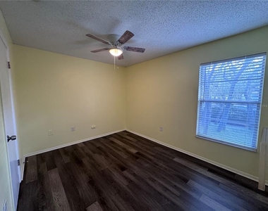 14415 Hanging Moss Circle - Photo Thumbnail 8