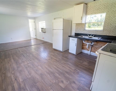 12702 Lovers Lane - Photo Thumbnail 15