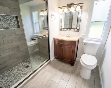 12702 Lovers Lane - Photo Thumbnail 10