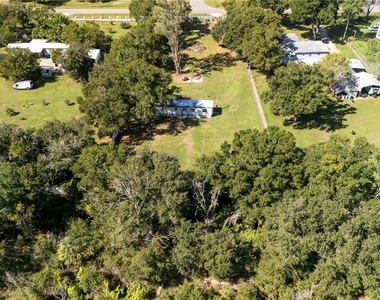 12702 Lovers Lane - Photo Thumbnail 6