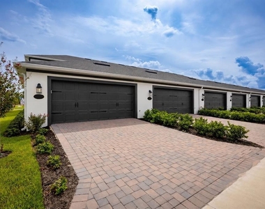 514 Lady Palm Street - Photo Thumbnail 18