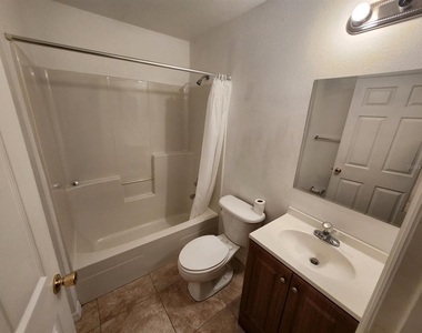 715 Lake Marion Golf Resort - Photo Thumbnail 8