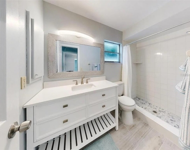 1836 Plumtree Drive - Photo Thumbnail 22