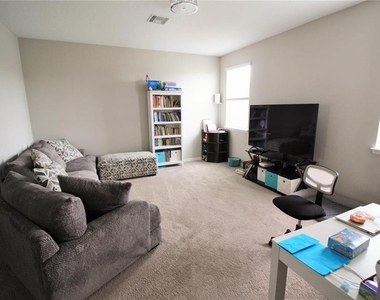 1813 Hawksbill Lane - Photo Thumbnail 21