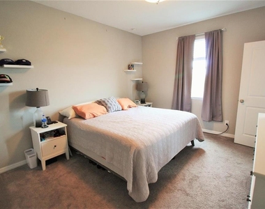 1813 Hawksbill Lane - Photo Thumbnail 18