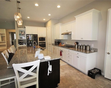 1813 Hawksbill Lane - Photo Thumbnail 2