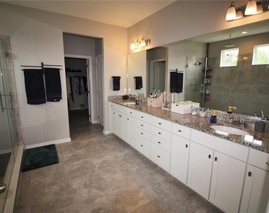 1813 Hawksbill Lane - Photo Thumbnail 15