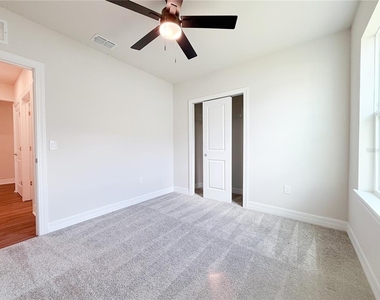 1079 Michelangelo Lane - Photo Thumbnail 13