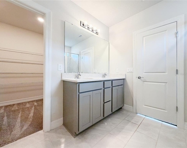 1079 Michelangelo Lane - Photo Thumbnail 10