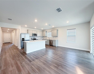 1079 Michelangelo Lane - Photo Thumbnail 3
