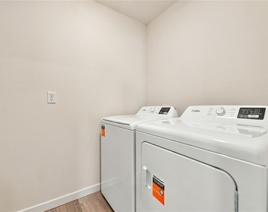 8709 Barragan Drive - Photo Thumbnail 15