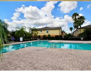 5441 Windsor Lake Circle - Photo Thumbnail 10