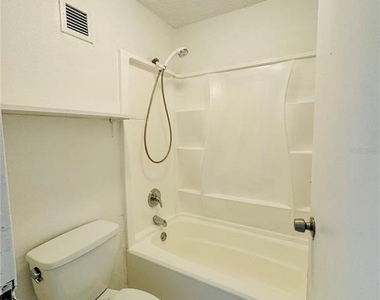 7900 S Orange Blossom Trail - Photo Thumbnail 13