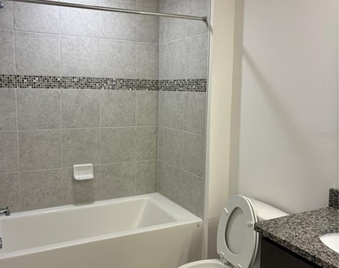 12523 Nw 7th Place - Photo Thumbnail 9