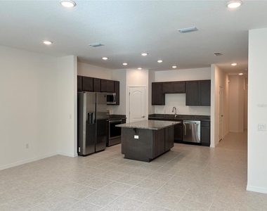 12523 Nw 7th Place - Photo Thumbnail 11