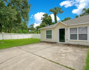 823 Douglass Avenue - Photo Thumbnail 1