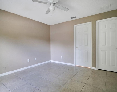823 Douglass Avenue - Photo Thumbnail 11