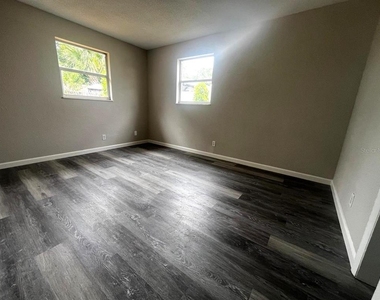 1409 Cadillac Drive - Photo Thumbnail 12