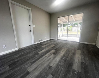 1409 Cadillac Drive - Photo Thumbnail 23