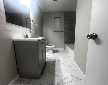 1409 Cadillac Drive - Photo Thumbnail 21