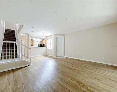 10703 Regent Square Drive - Photo Thumbnail 11