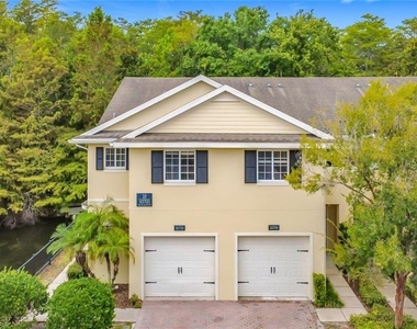 10703 Regent Square Drive - Photo Thumbnail 2