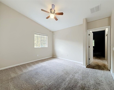 10703 Regent Square Drive - Photo Thumbnail 16
