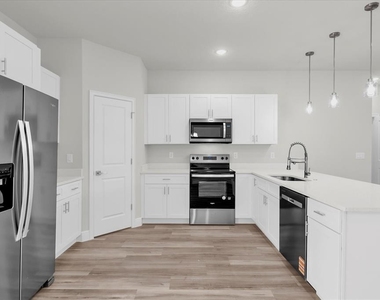 13673 Sw 43 Circle - Photo Thumbnail 5