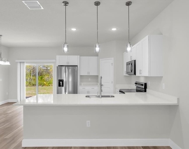 13673 Sw 43 Circle - Photo Thumbnail 7
