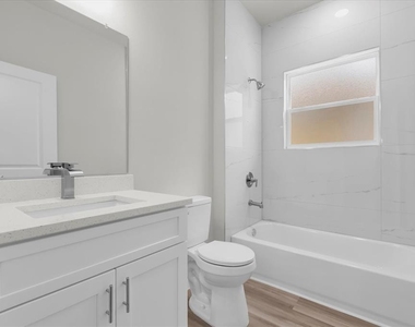13673 Sw 43 Circle - Photo Thumbnail 10